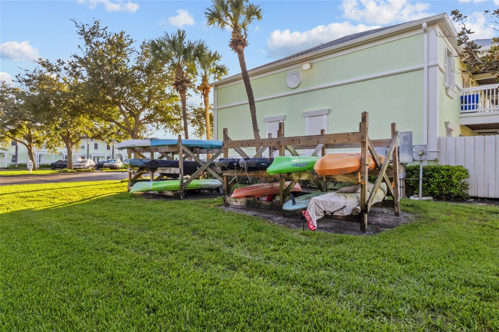 5202 BEACH DRIVE SE, #D, St Petersburg, FL 33705