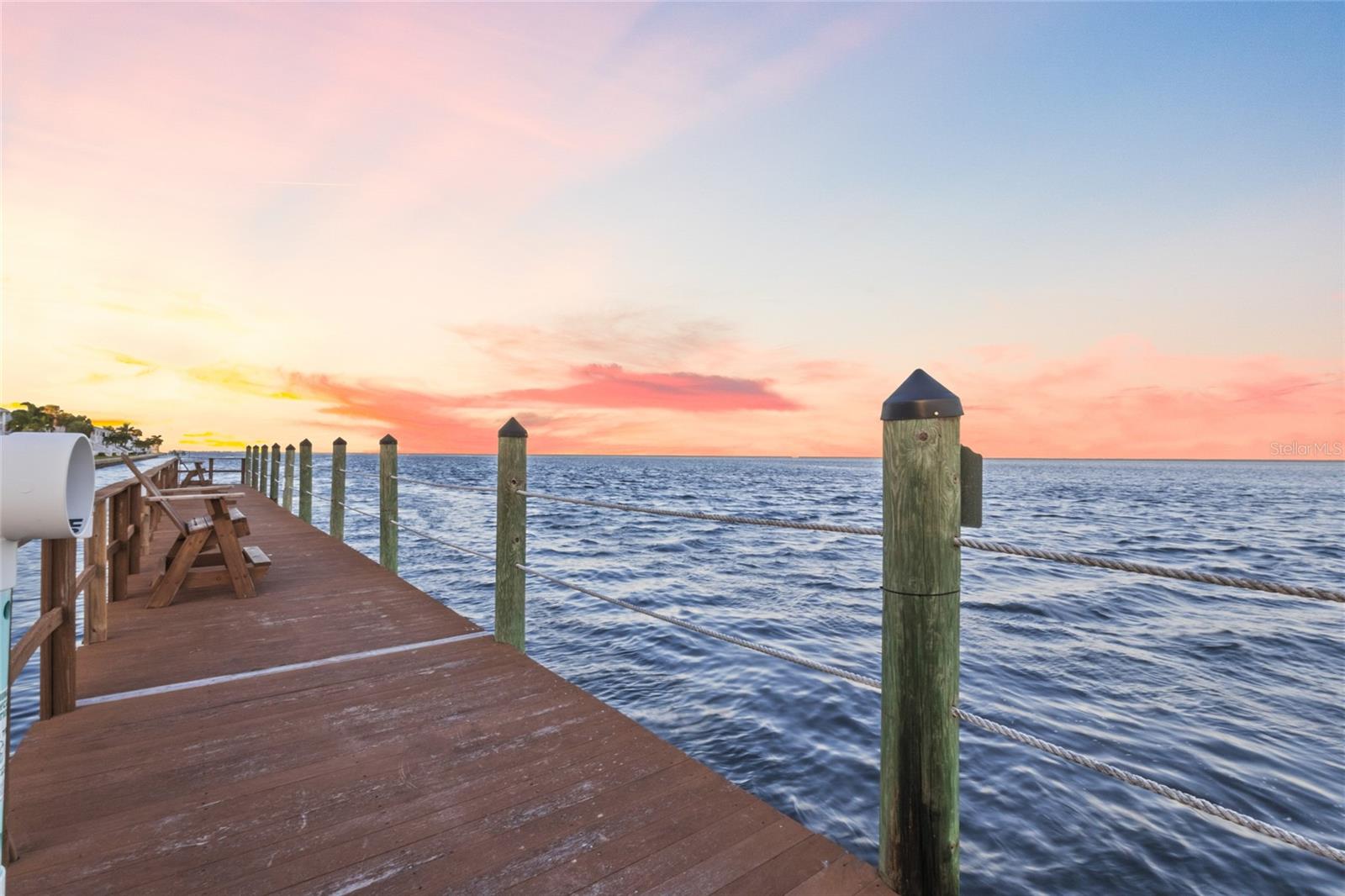 5202 BEACH DRIVE SE, #D, St Petersburg, FL 33705