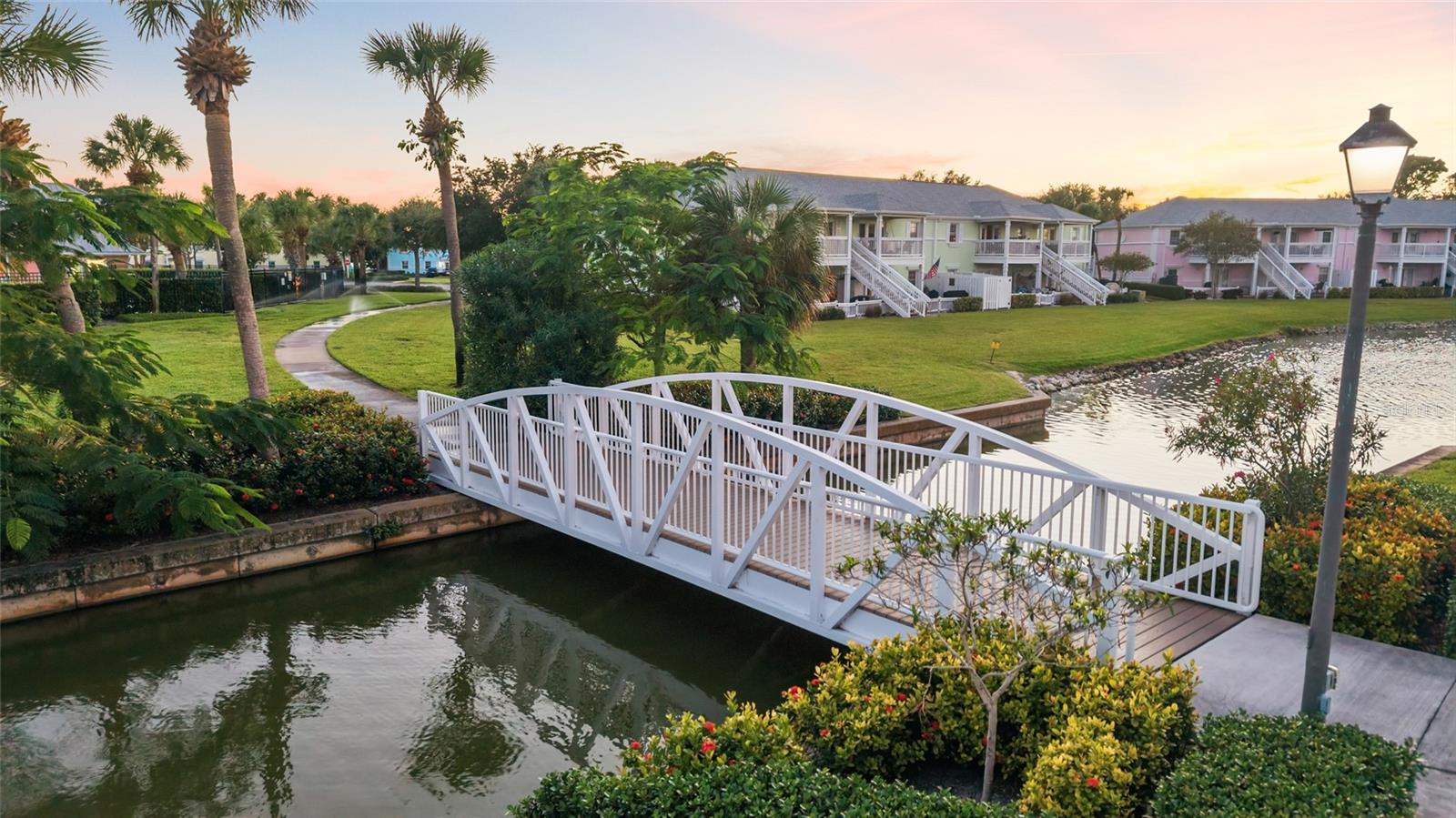 5202 BEACH DRIVE SE, #D, St Petersburg, FL 33705