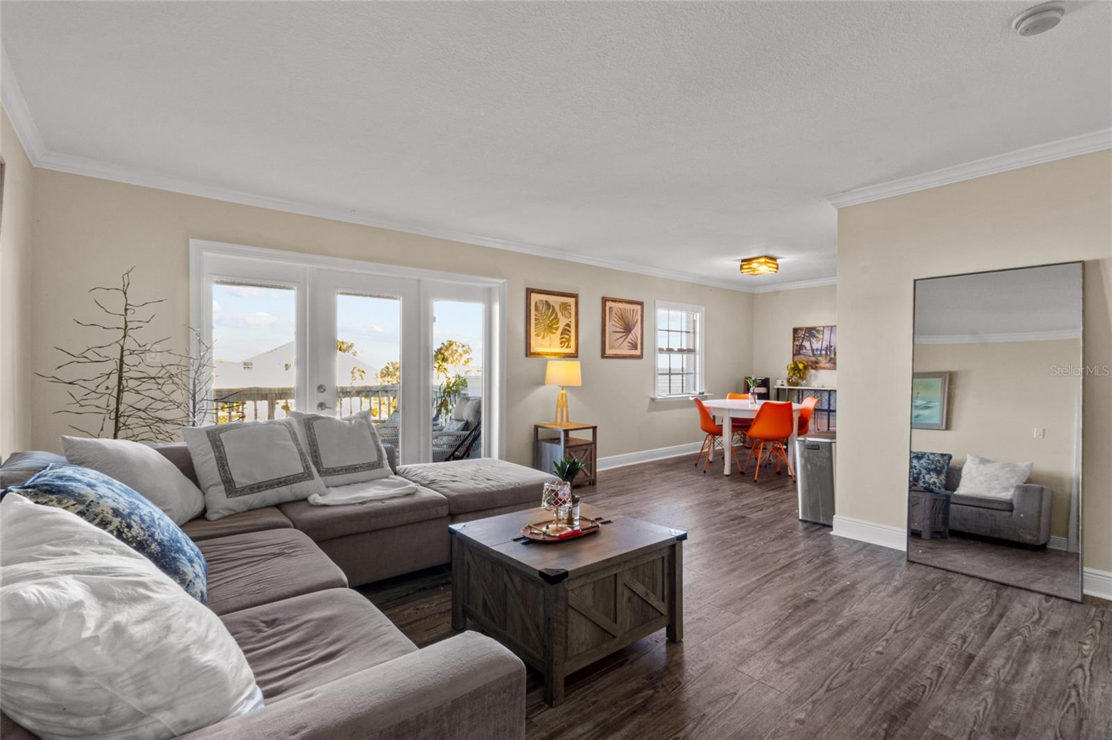 5202 BEACH DRIVE SE, #D, St Petersburg, FL 33705 5202 BEACH DRIVE SE, #D, St Petersburg, FL 33705