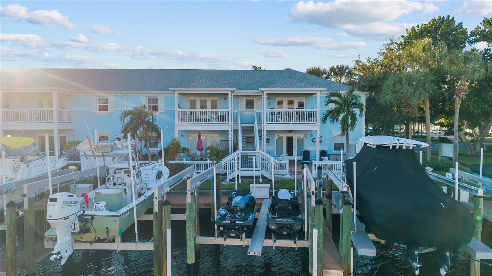5202 BEACH DRIVE SE, #D, St Petersburg, FL 33705