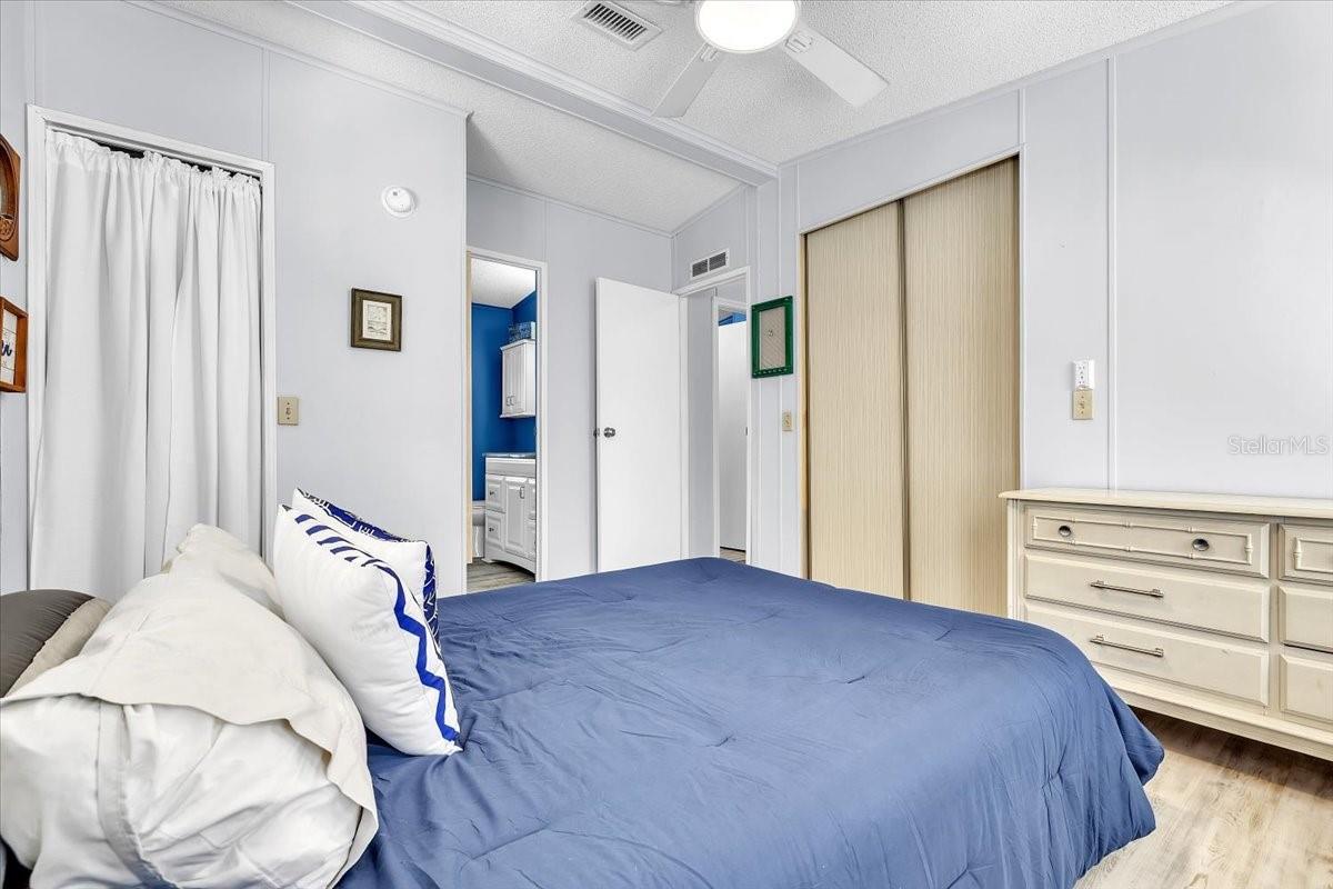 47 N STARBOARD DRIVE, Venice, FL 34285