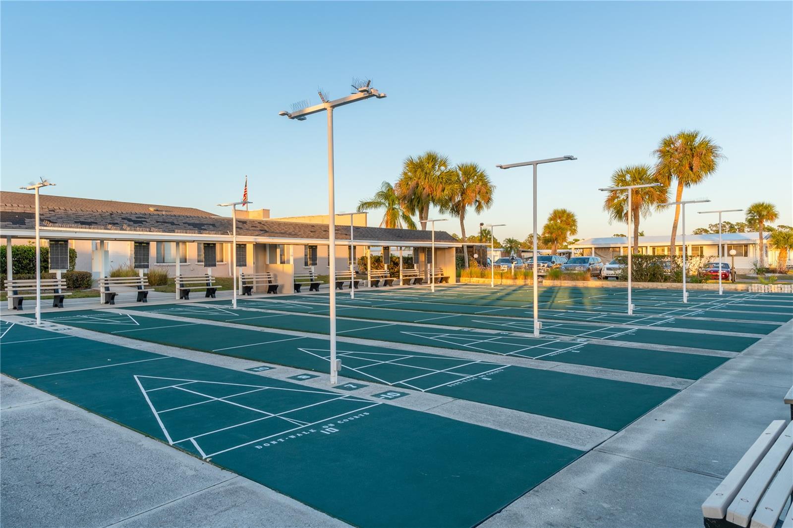 110 MARTINIQUE ROAD, North Port, FL 34287