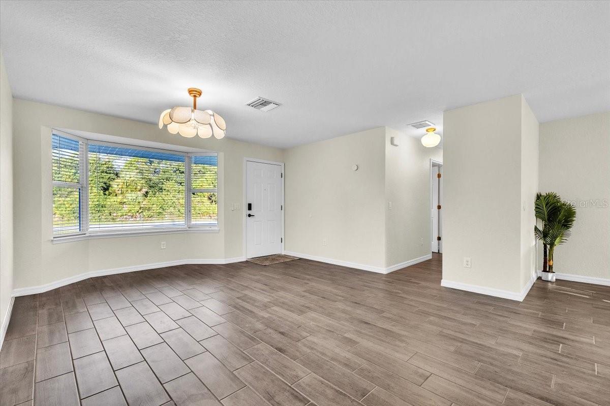 2524 COLLINGSWOOD BOULEVARD, Port Charlotte, FL 33948
