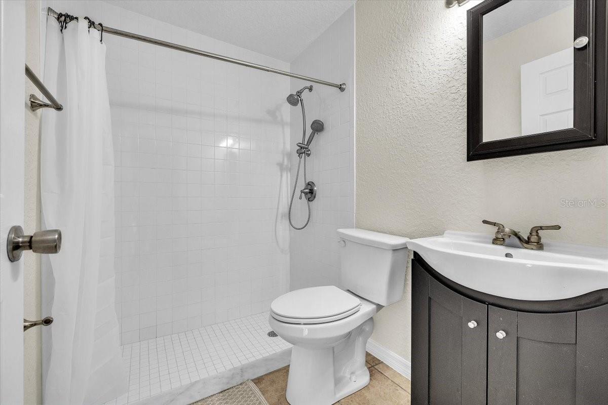 2524 COLLINGSWOOD BOULEVARD, Port Charlotte, FL 33948