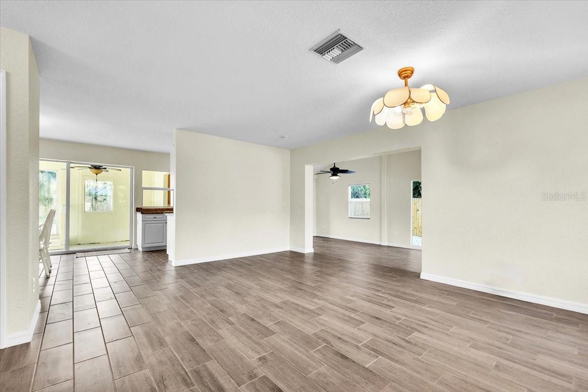 2524 COLLINGSWOOD BOULEVARD, Port Charlotte, FL 33948