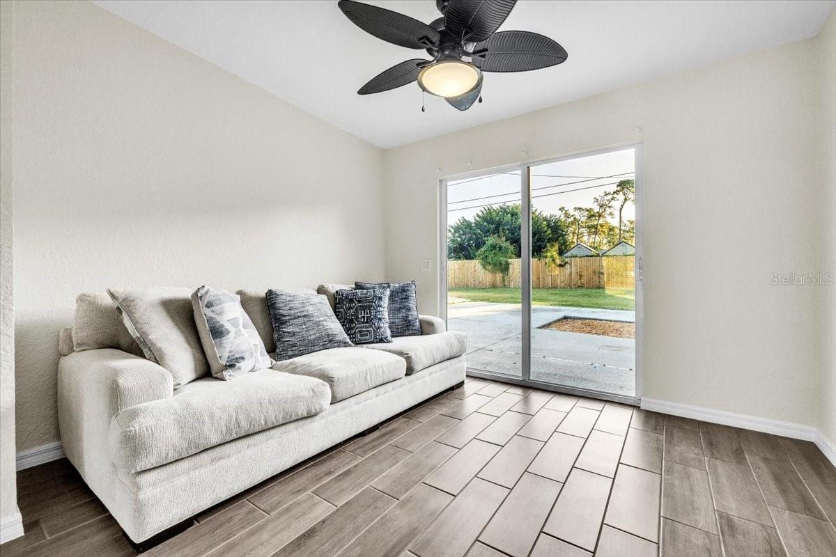 2524 COLLINGSWOOD BOULEVARD, Port Charlotte, FL 33948