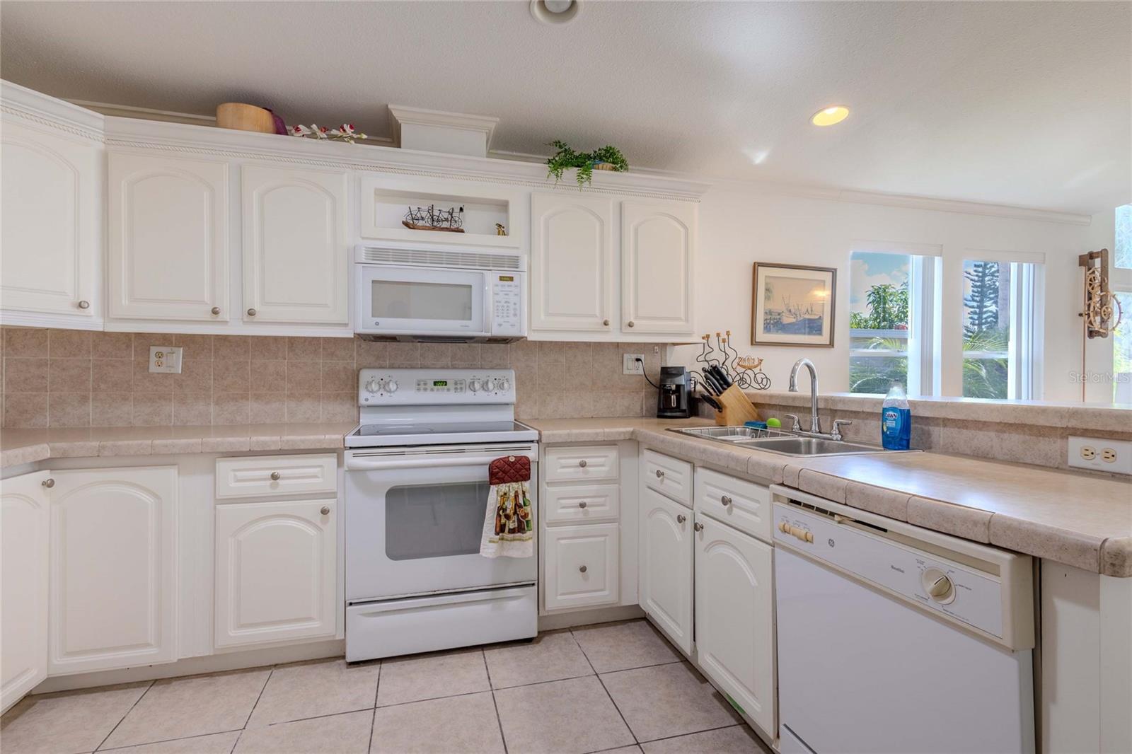 2100 KINGS HIGHWAY, #16, Port Charlotte, FL 33980 2100 KINGS HIGHWAY, #16, Port Charlotte, FL 33980
