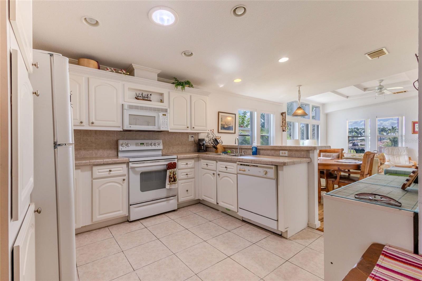 2100 KINGS HIGHWAY, #16, Port Charlotte, FL 33980 2100 KINGS HIGHWAY, #16, Port Charlotte, FL 33980