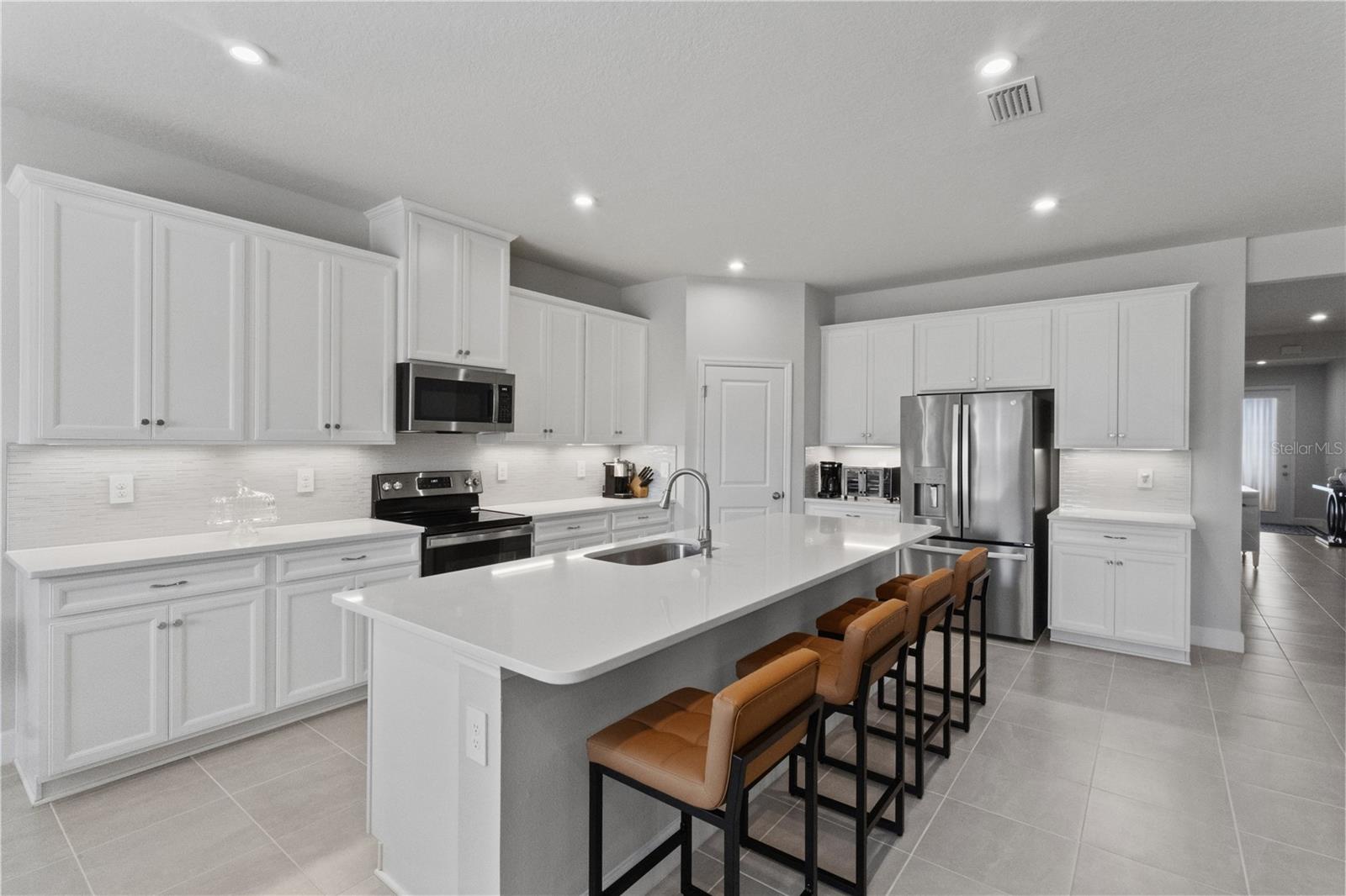 16891 CASTORO DRIVE, Port Charlotte, FL 33953