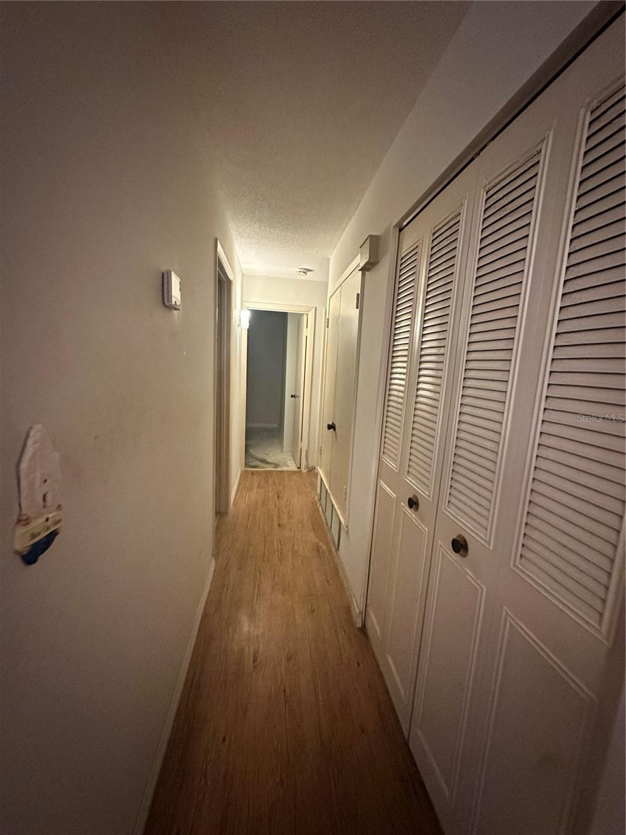 hall to bedrooms