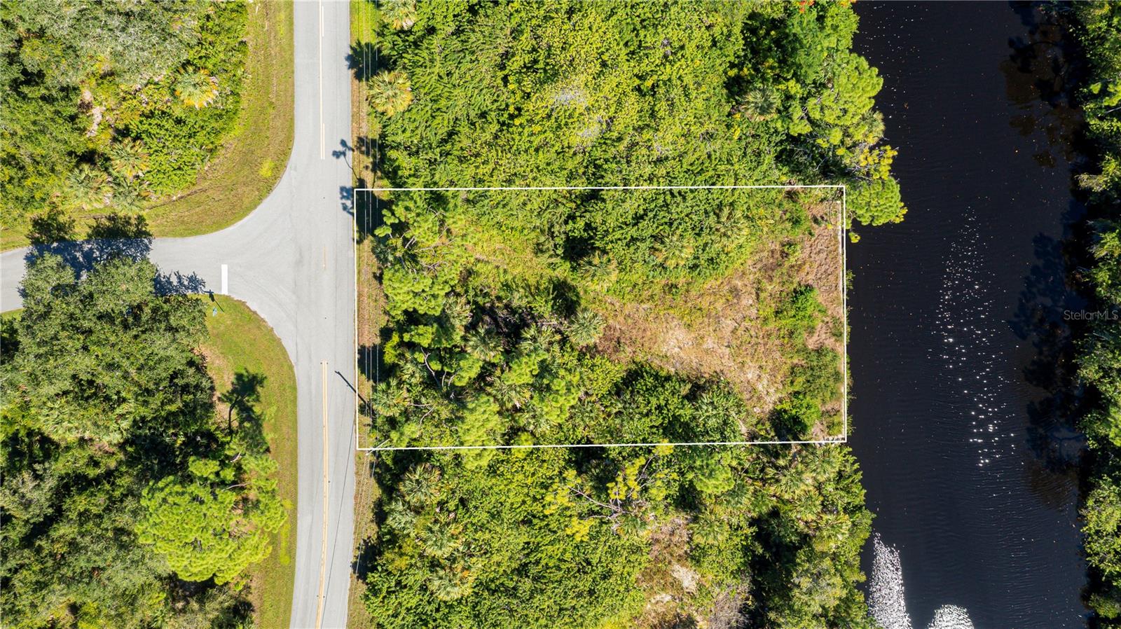 1444 EPPINGER DRIVE, Port Charlotte, FL 33953