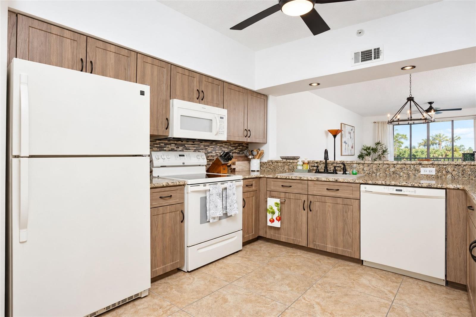 175 KINGS HIGHWAY, #924, Punta Gorda, FL 33983