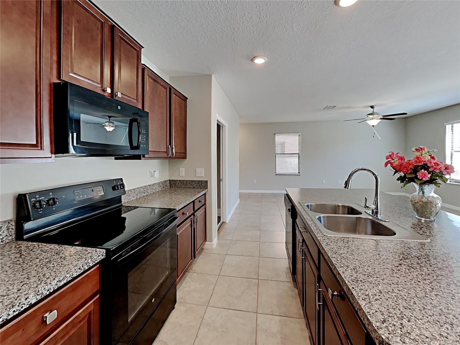 14612 CRESCENT ROCK DRIVE, Wimauma, FL 33598