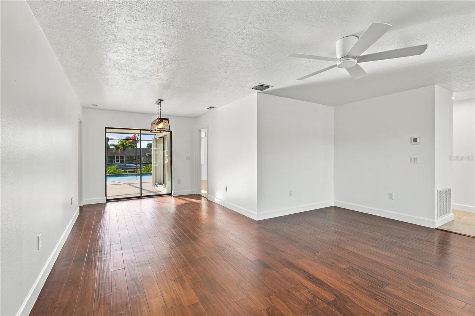 511 BONITO AVENUE, Nokomis, FL 34275