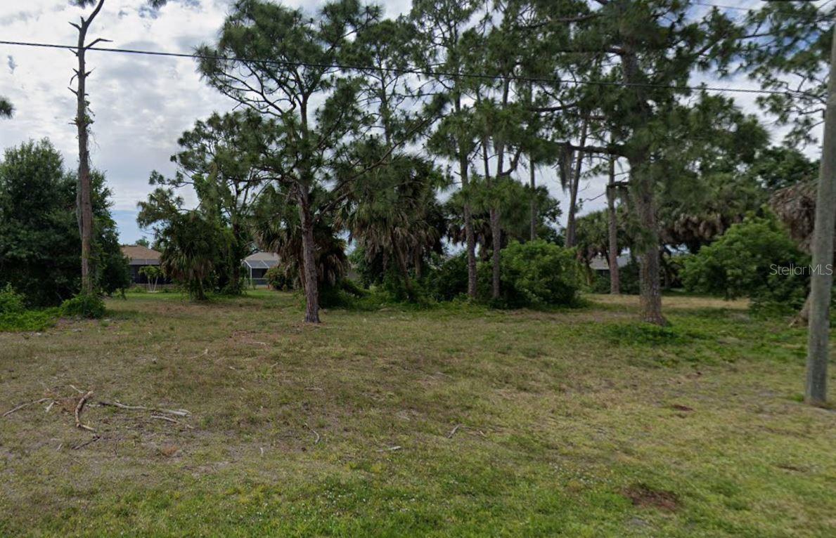 105 LONG MEADOW LANE, Rotonda West, FL 33947