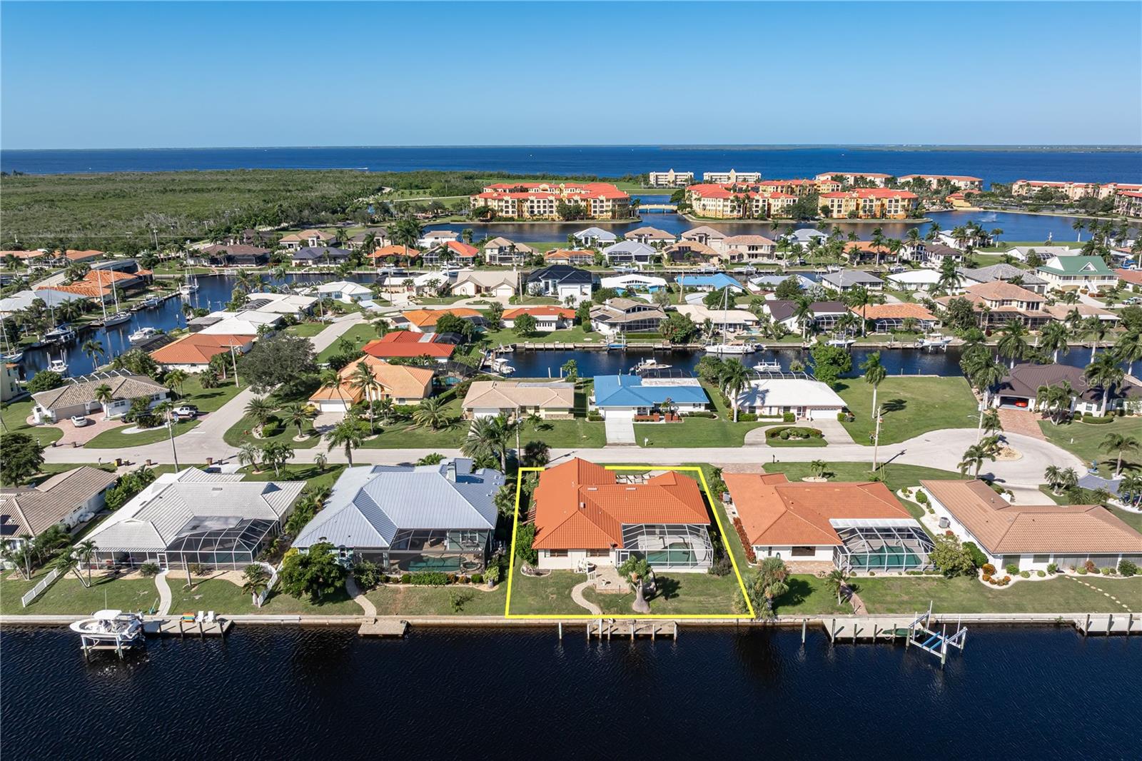 140 BAYSHORE COURT, Punta Gorda, FL 33950