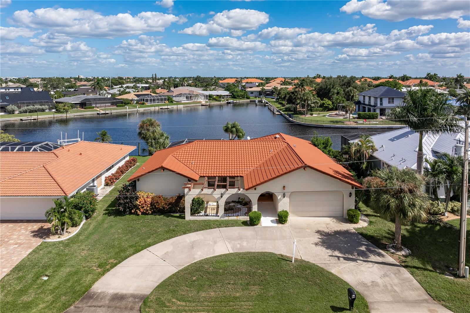 140 BAYSHORE COURT, Punta Gorda, FL 33950