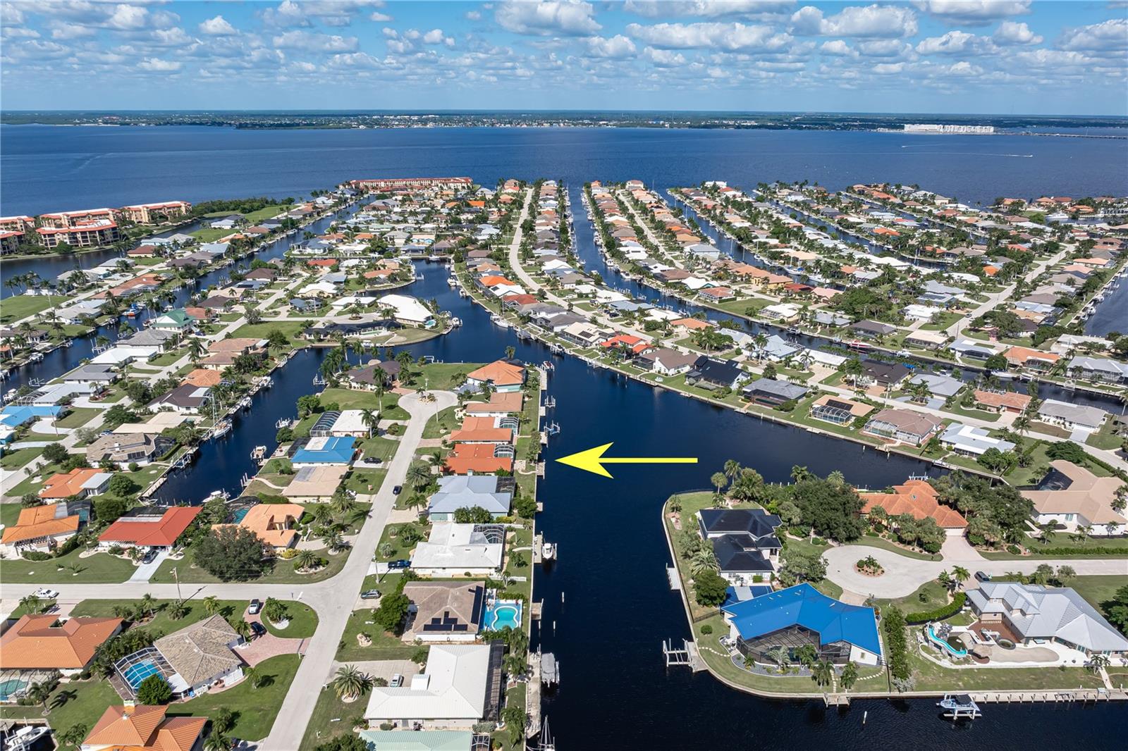 140 BAYSHORE COURT, Punta Gorda, FL 33950