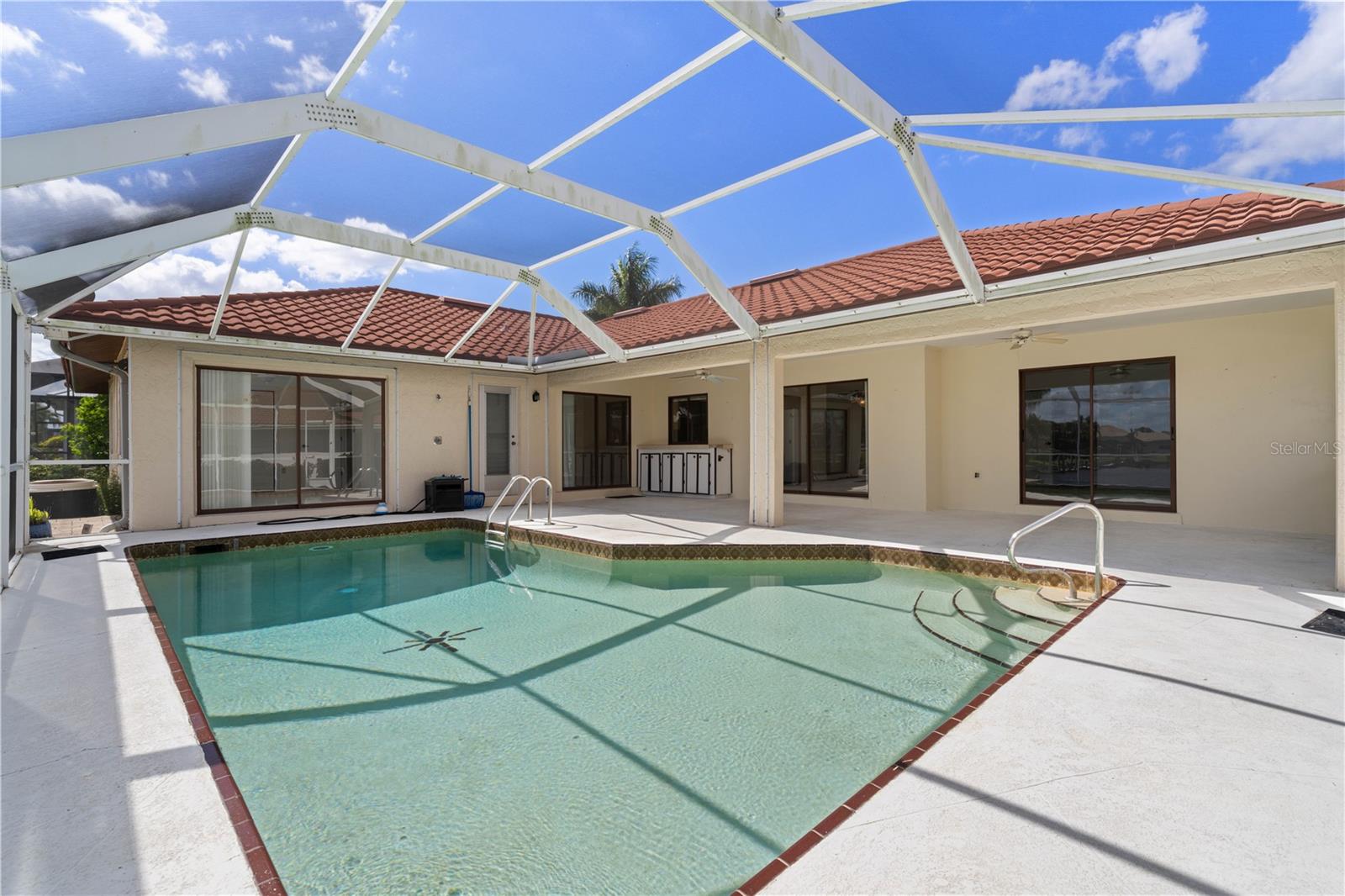 140 BAYSHORE COURT, Punta Gorda, FL 33950