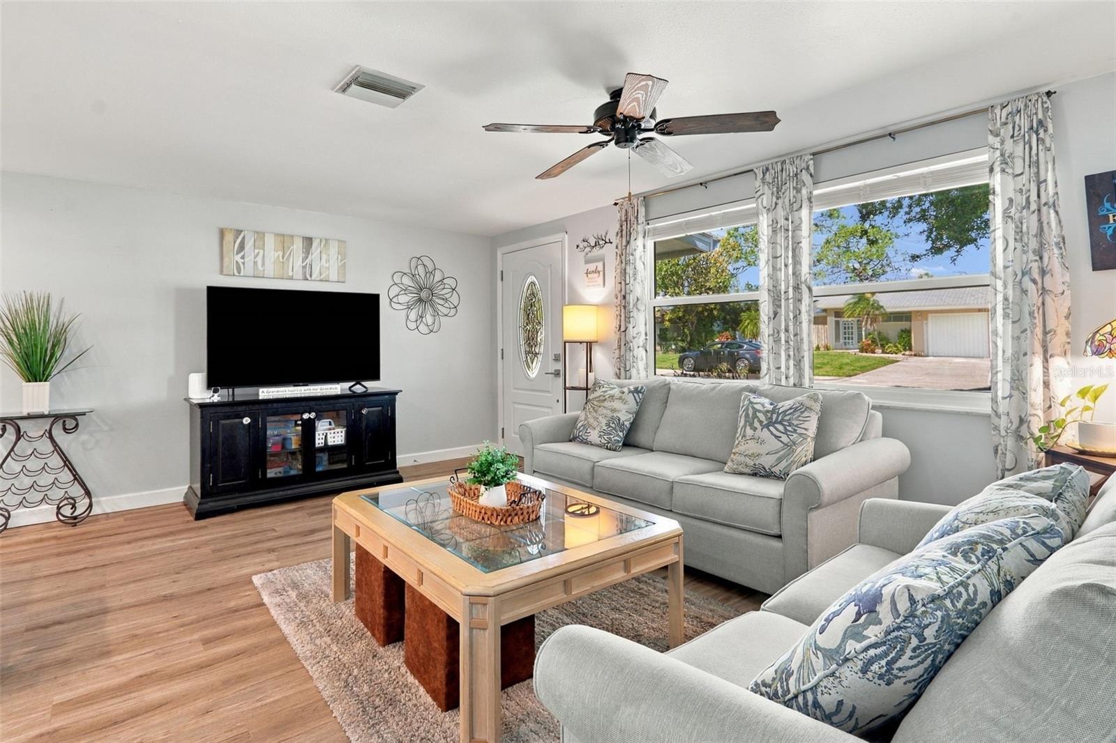 945 HORIZON ROAD, Venice, FL 34293