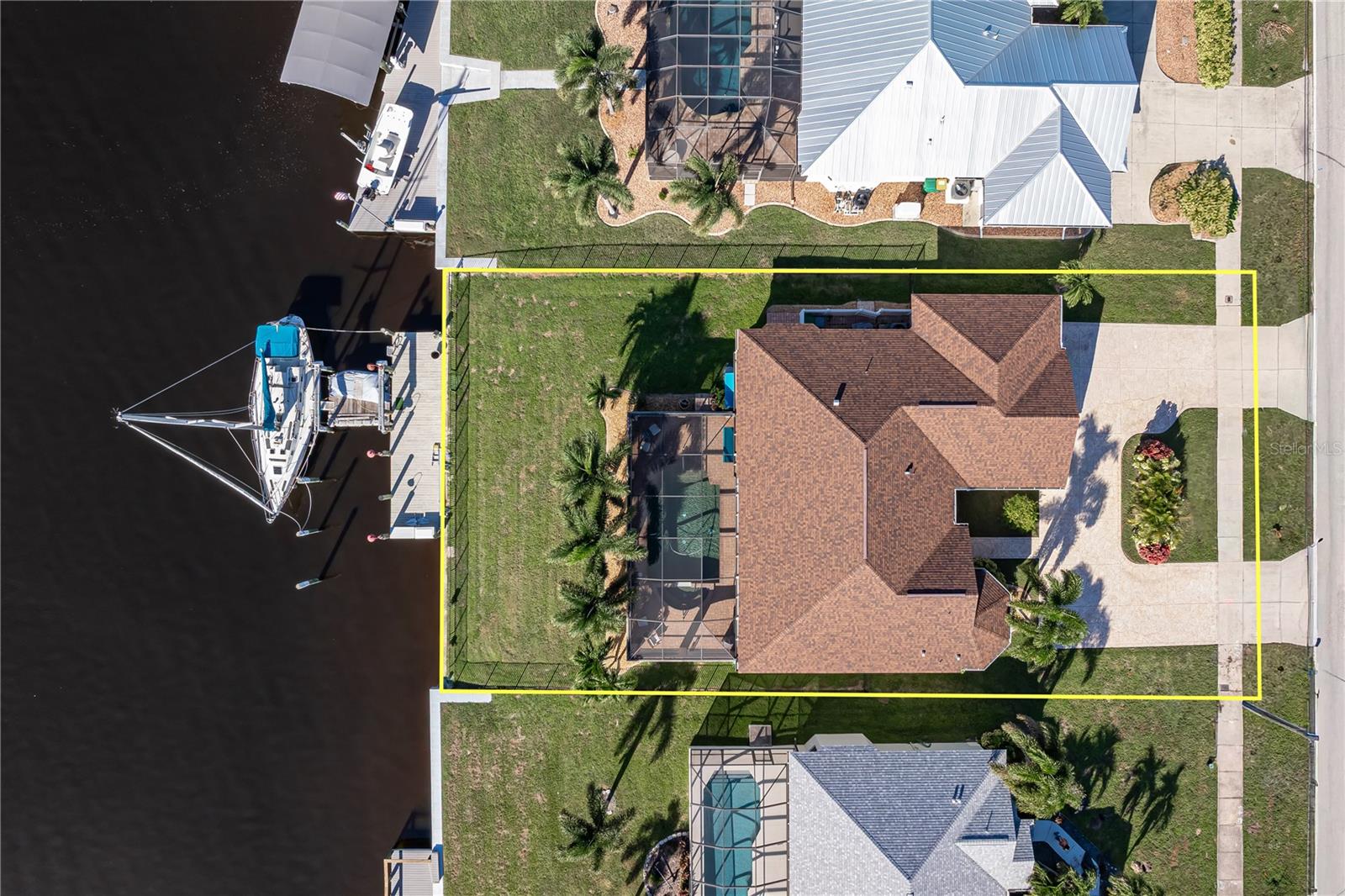 21551 EDGEWATER DRIVE, Port Charlotte, FL 33952