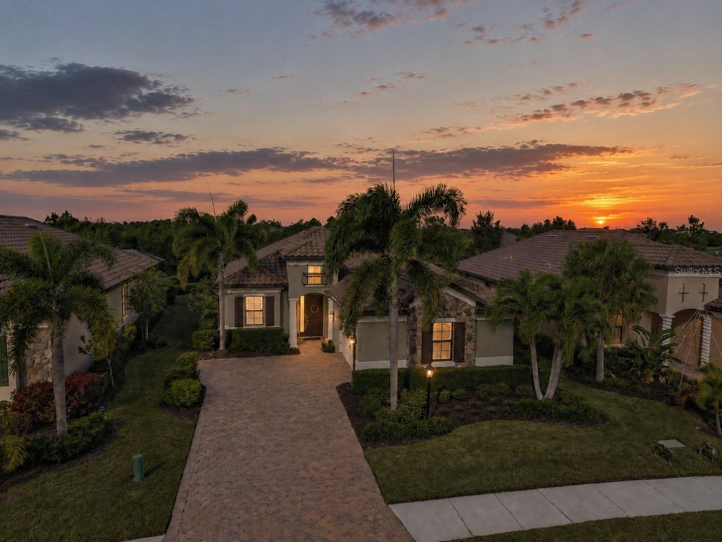 16422 HILLSIDE CIRCLE, Bradenton, FL 34202