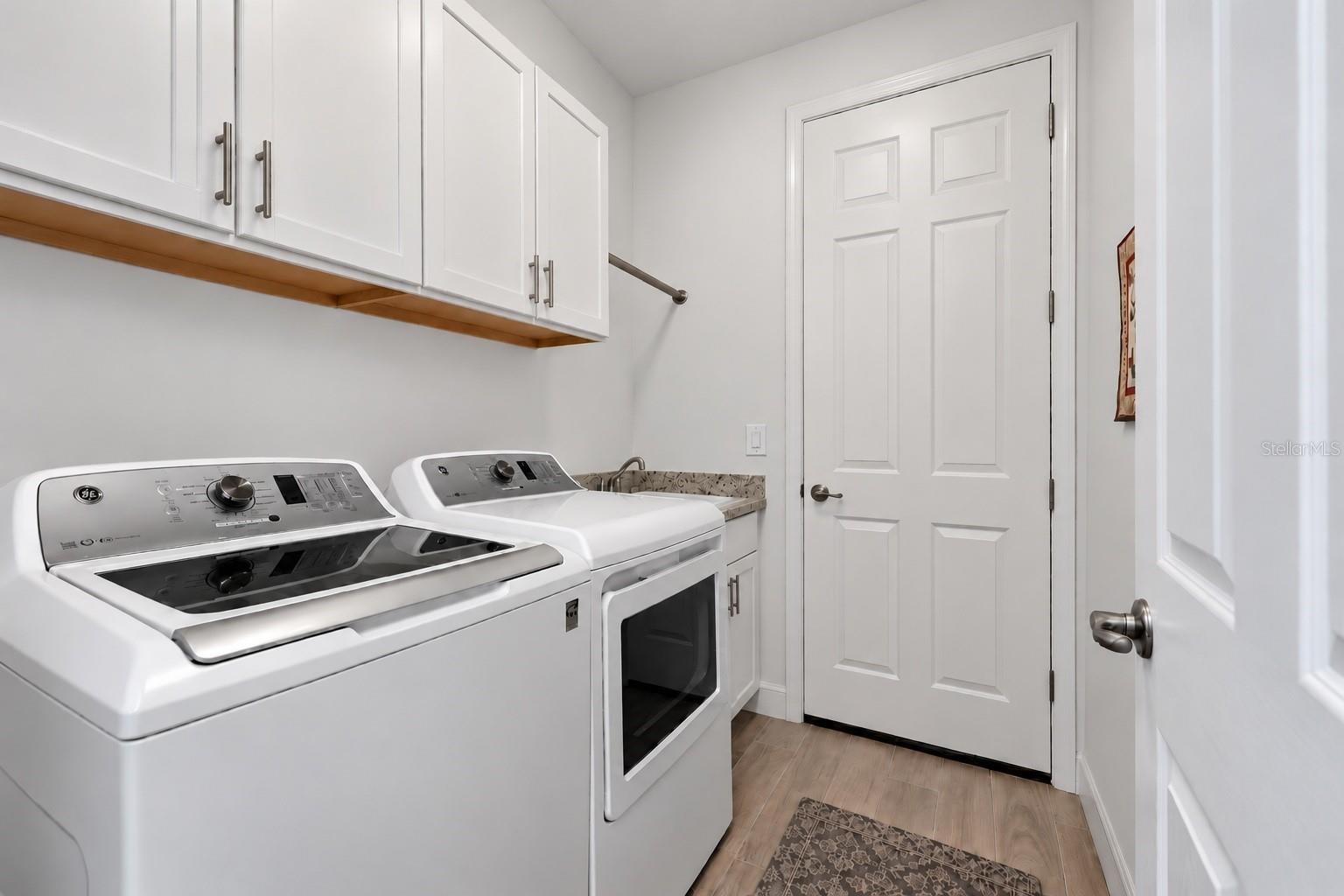 16422 HILLSIDE CIRCLE, Bradenton, FL 34202