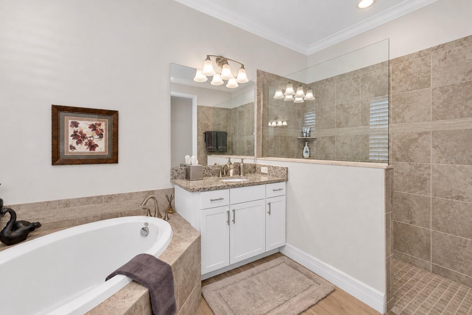 16422 HILLSIDE CIRCLE, Bradenton, FL 34202