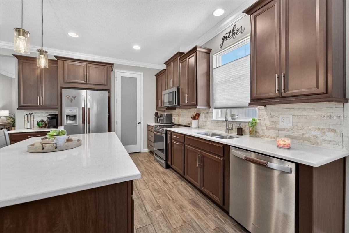 12961 SATIN LILY DRIVE, Riverview, FL 33579