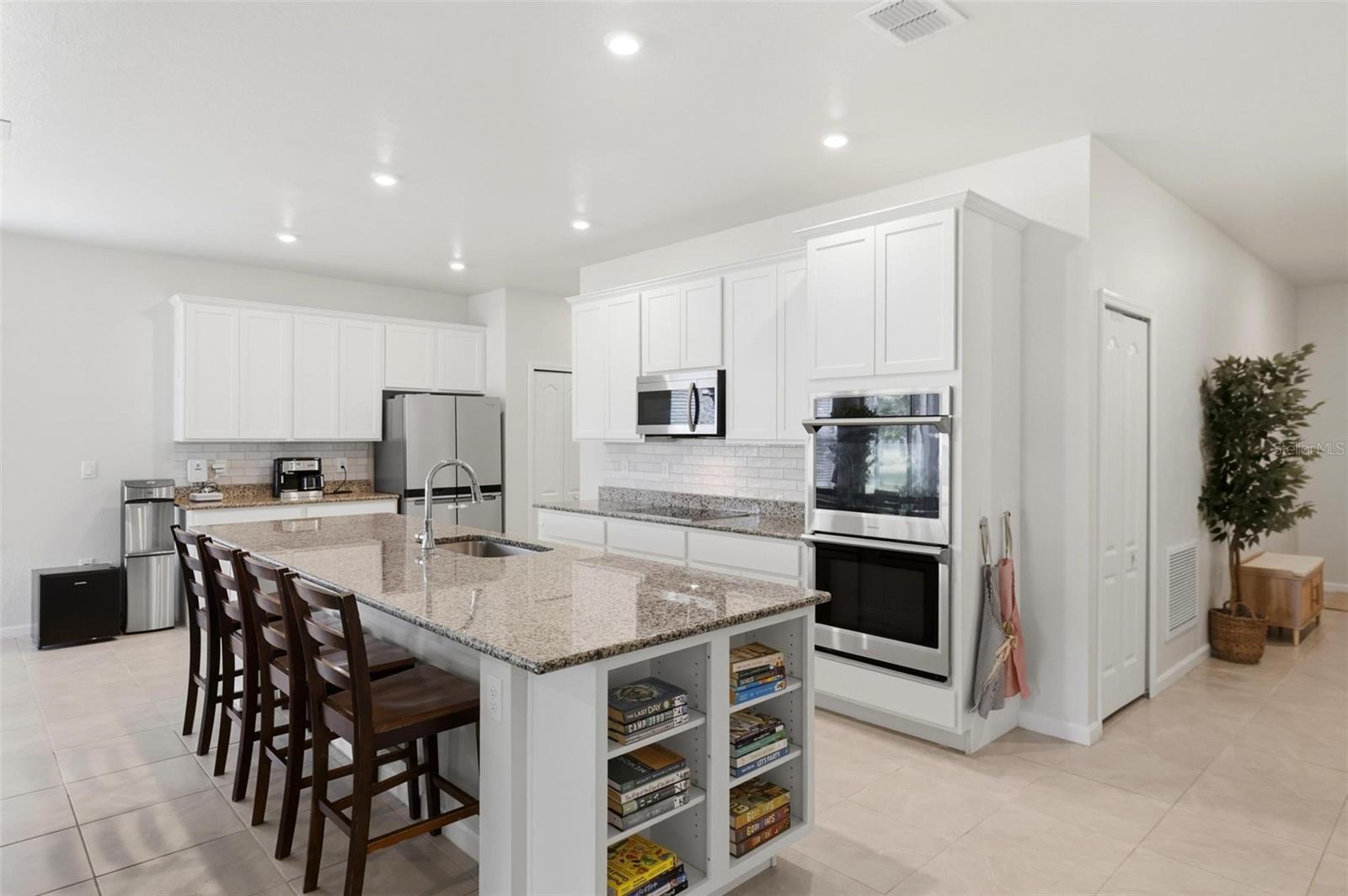 16174 ALCIRA CIRCLE, Punta Gorda, FL 33955