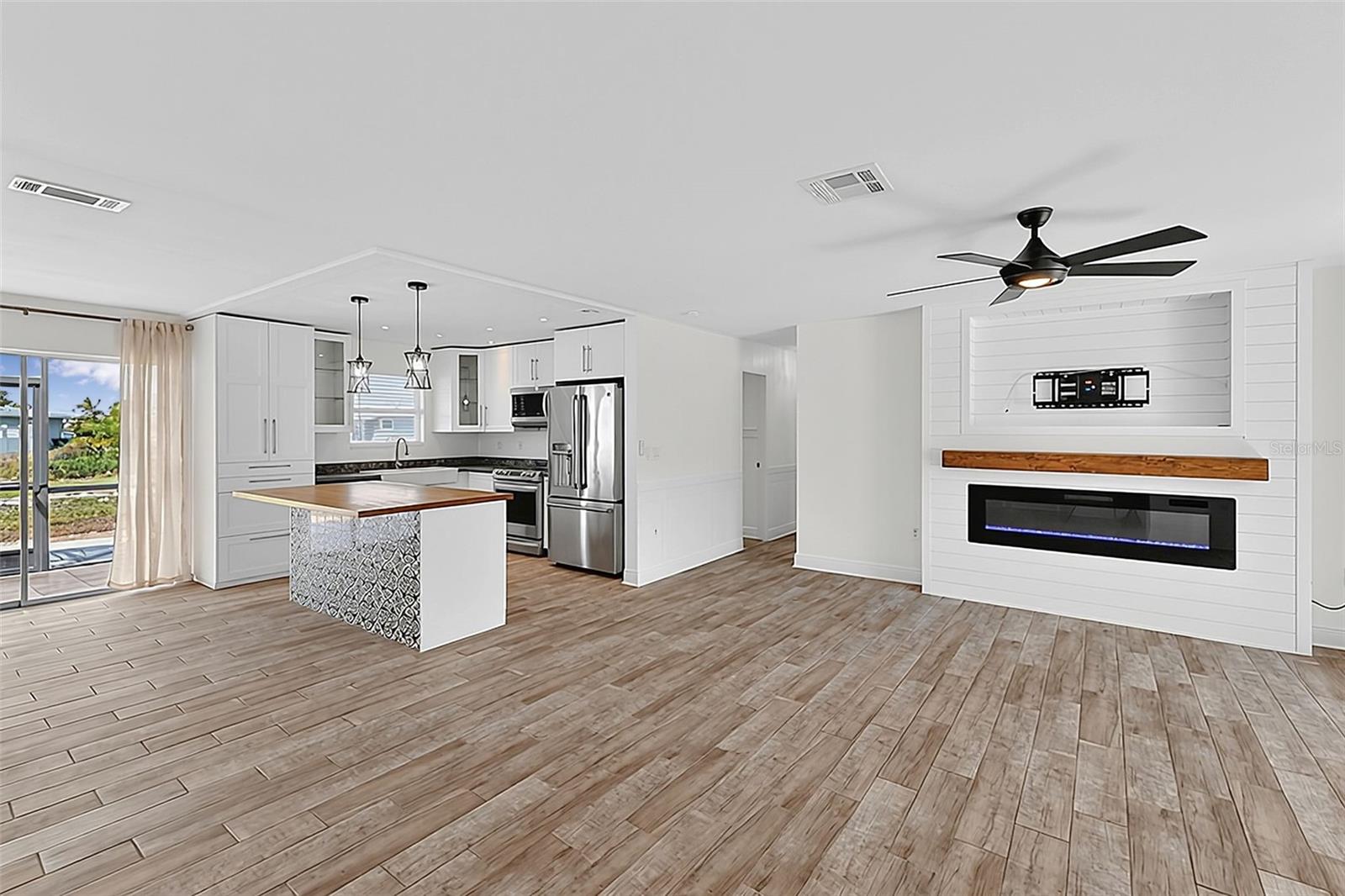 28 GOLFVIEW ROAD, Rotonda West, FL 33947