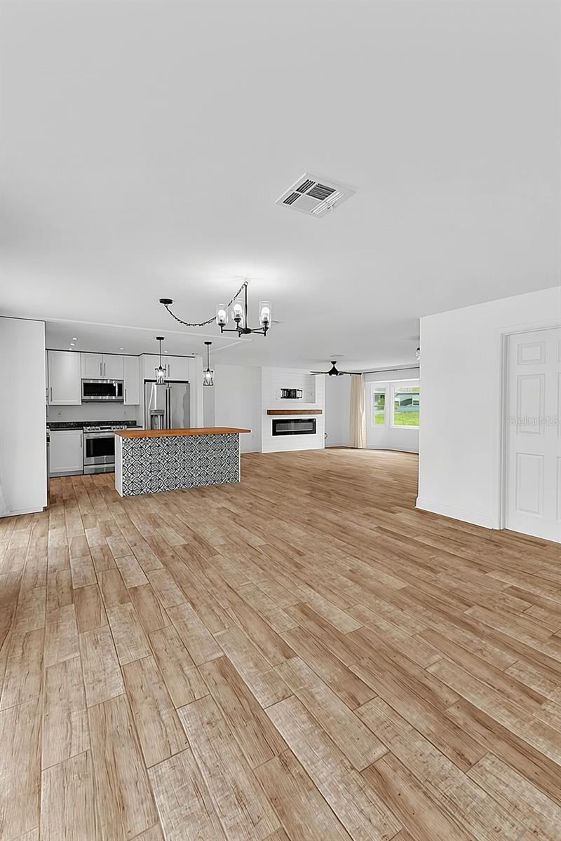 28 GOLFVIEW ROAD, Rotonda West, FL 33947