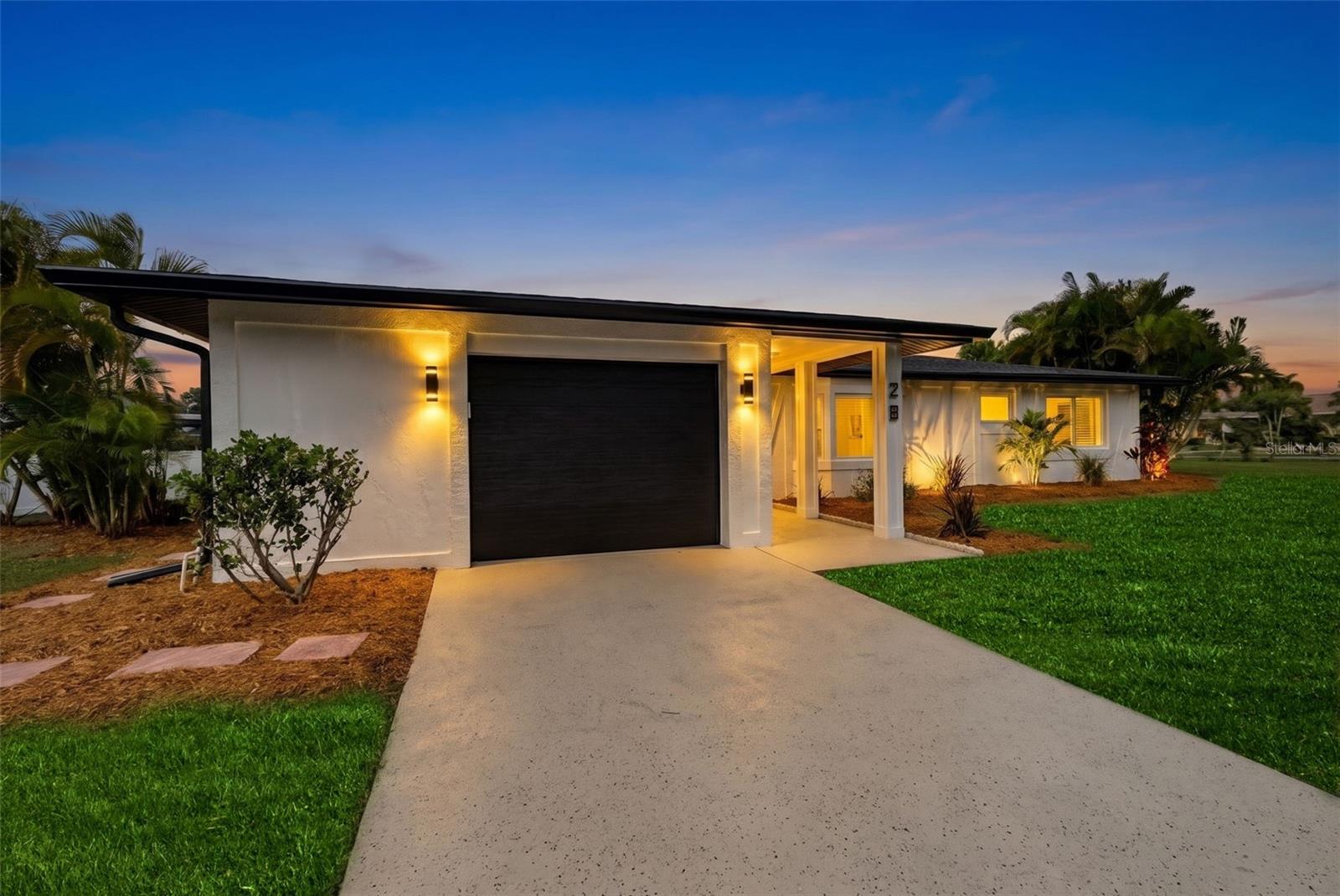 28 GOLFVIEW ROAD, Rotonda West, FL 33947 28 GOLFVIEW ROAD, Rotonda West, FL 33947