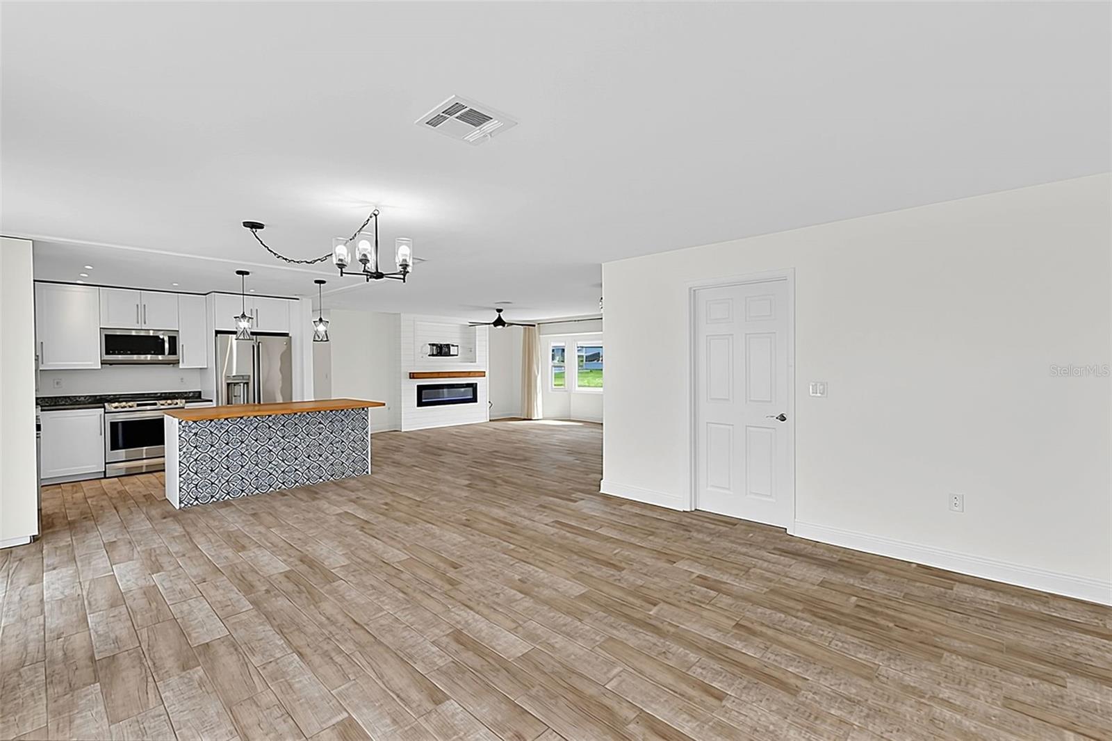 28 GOLFVIEW ROAD, Rotonda West, FL 33947