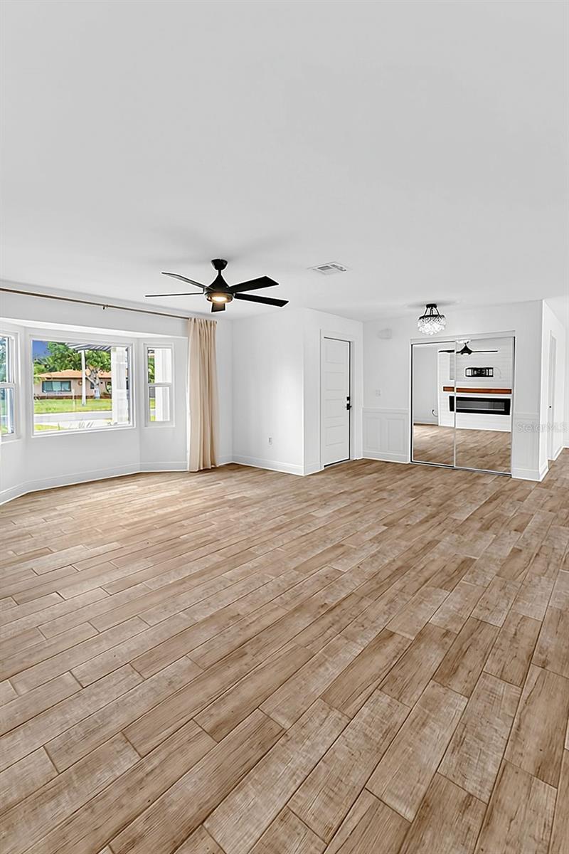 28 GOLFVIEW ROAD, Rotonda West, FL 33947