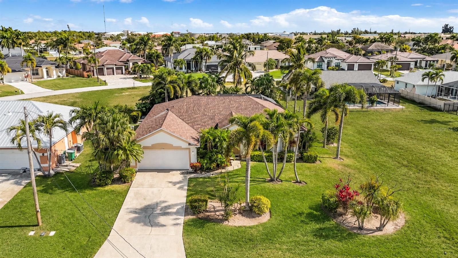 3327 SW 26TH AVENUE, Cape Coral, FL 33914