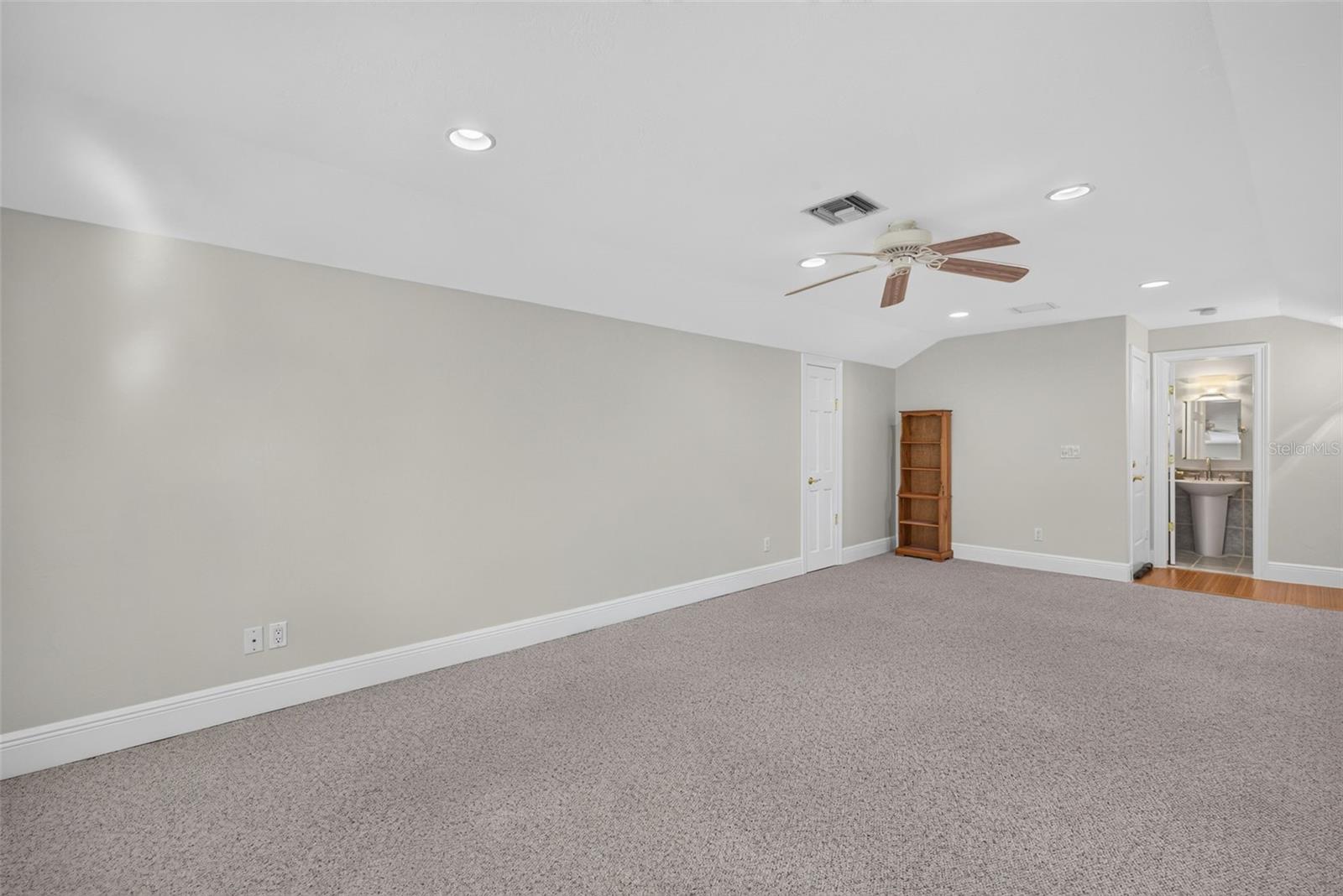15600 CATALPA COVE DRIVE, Fort Myers, FL 33908