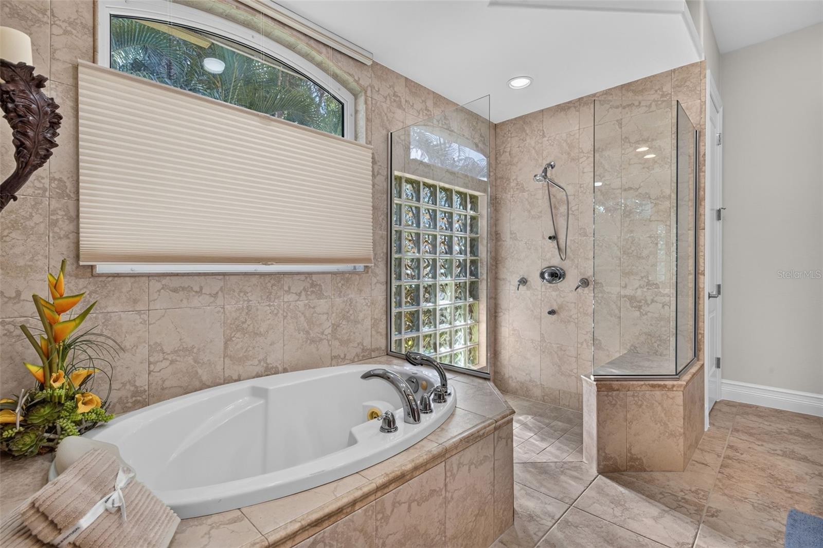 15600 CATALPA COVE DRIVE, Fort Myers, FL 33908