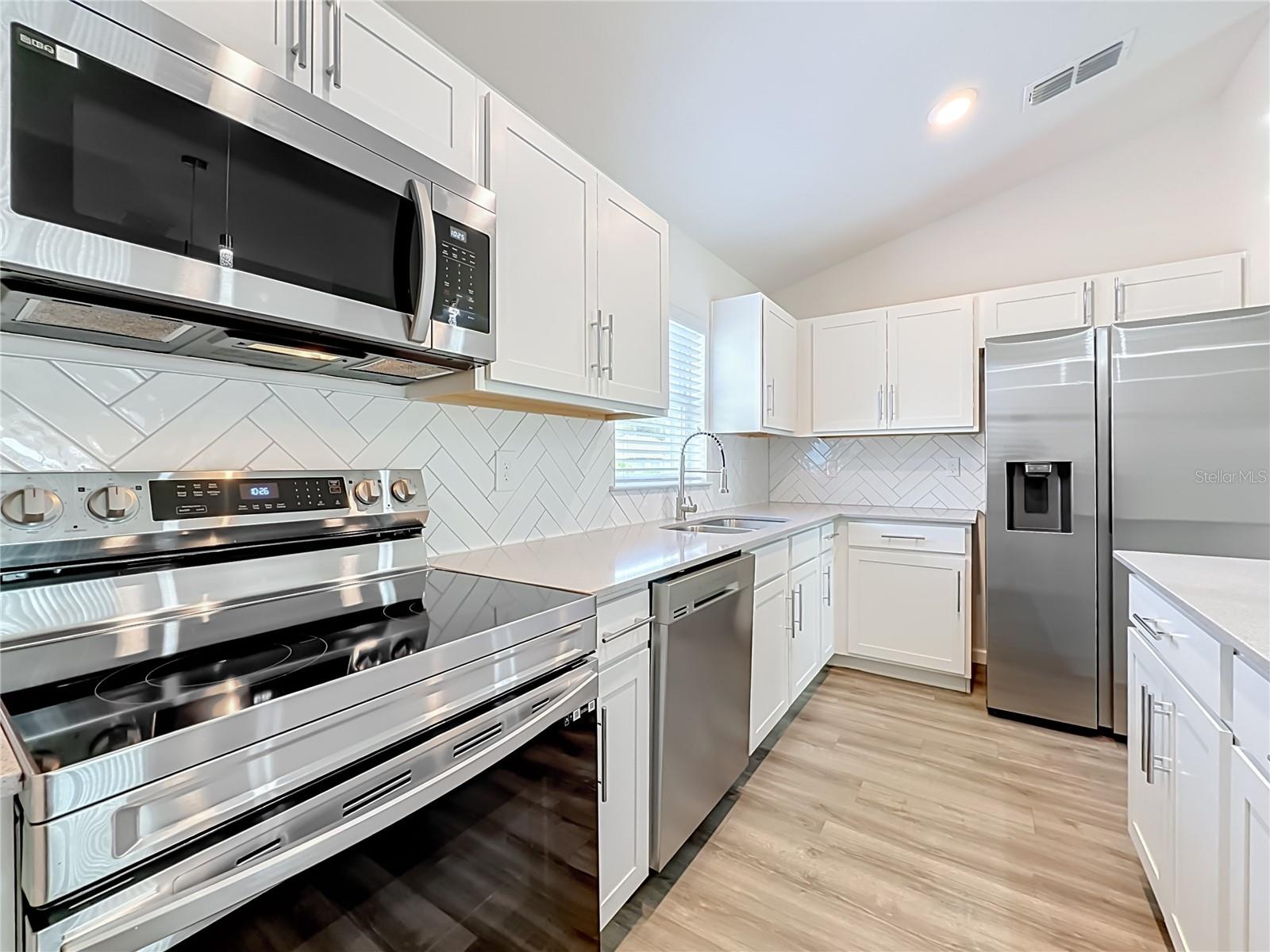 27 FREELAND LANE, Palm Coast, FL 32137