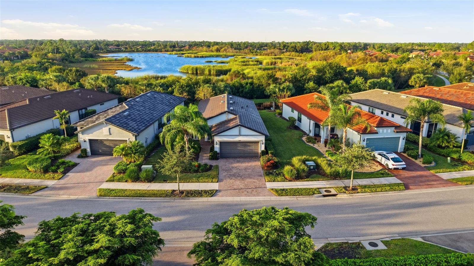 2589 DAISY DRIVE, North Port, FL 34289 2589 DAISY DRIVE, North Port, FL 34289