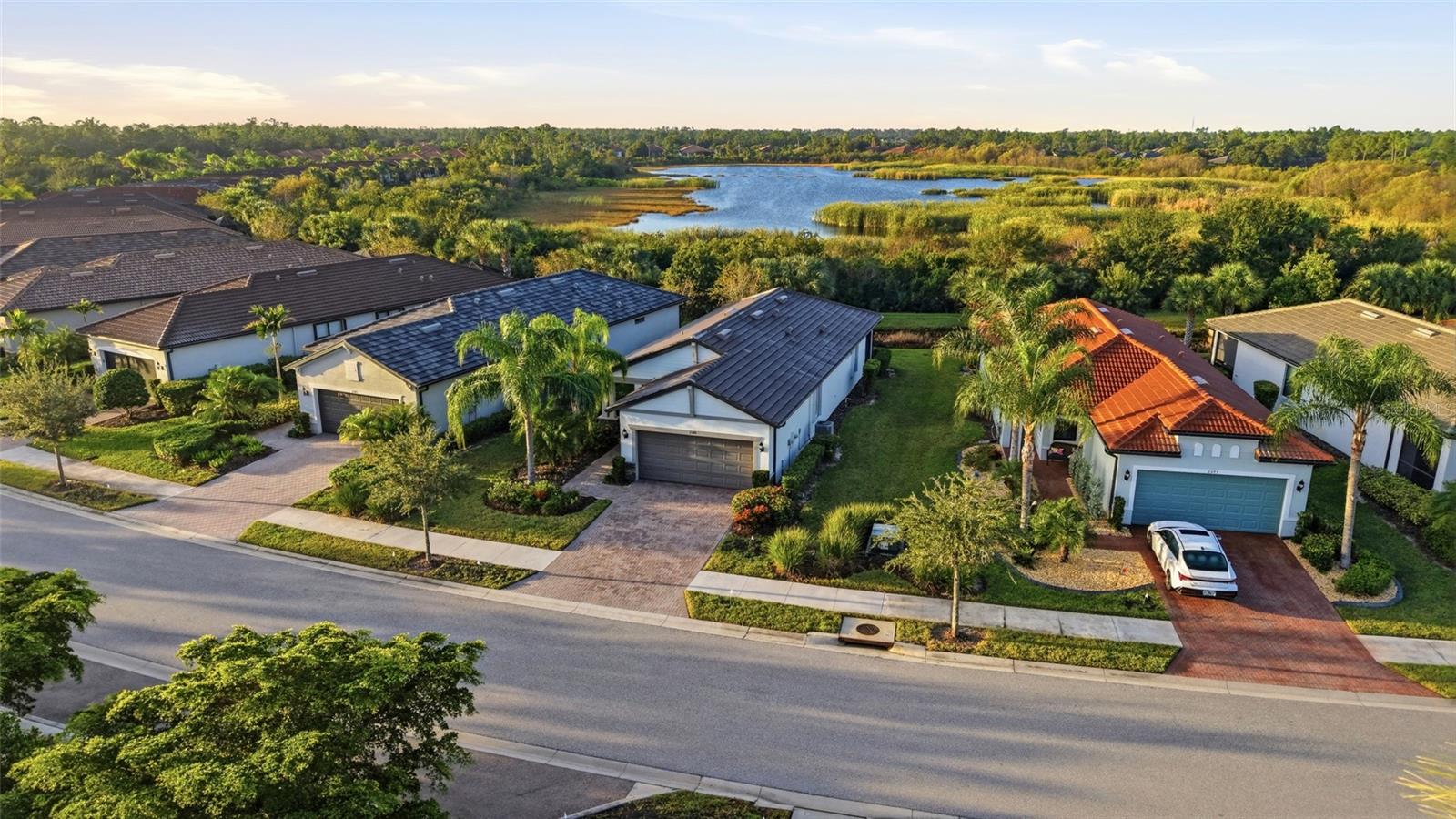 2589 DAISY DRIVE, North Port, FL 34289 2589 DAISY DRIVE, North Port, FL 34289