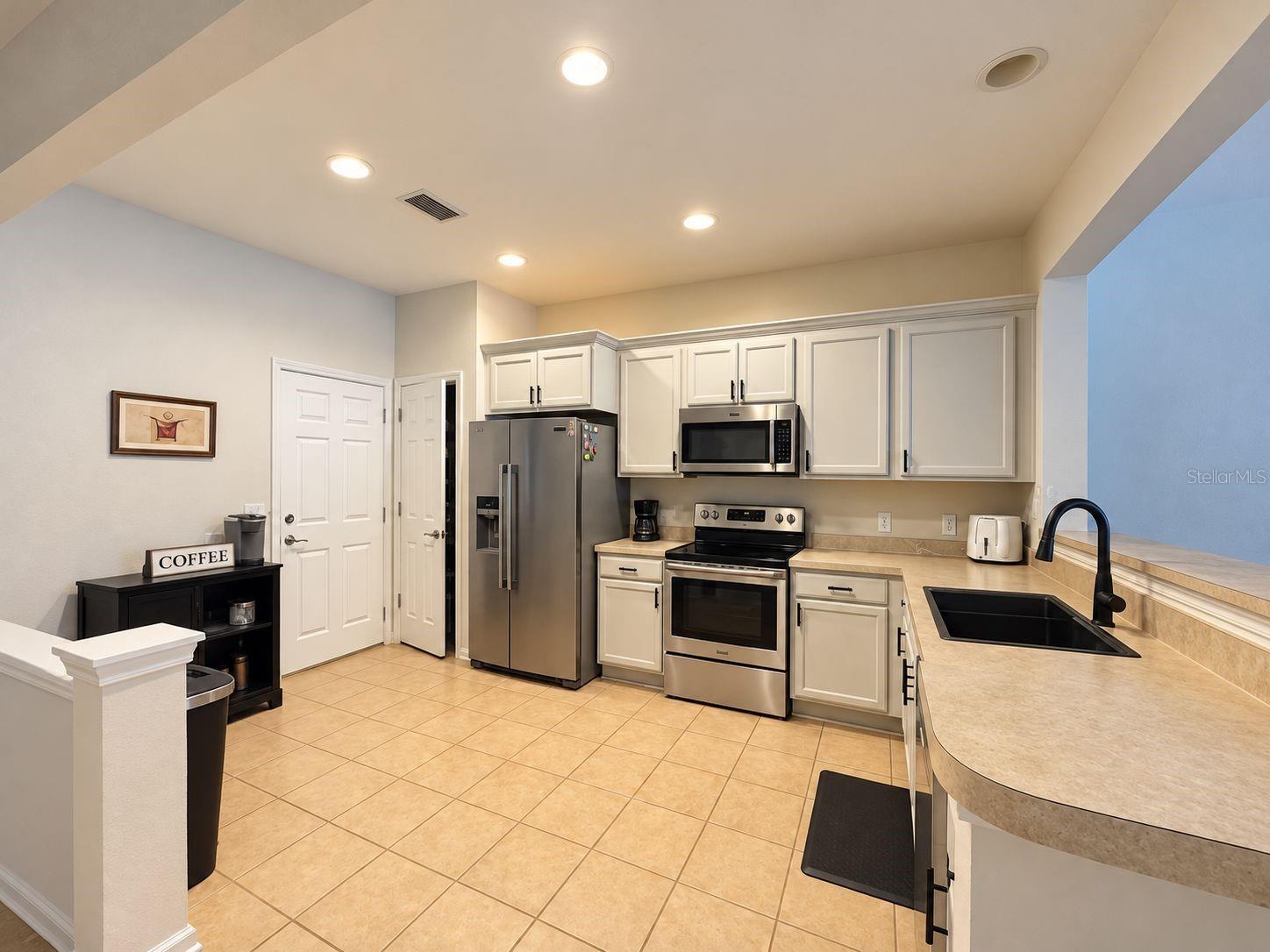 10204 ESTERO BAY LANE, Tampa, FL 33625