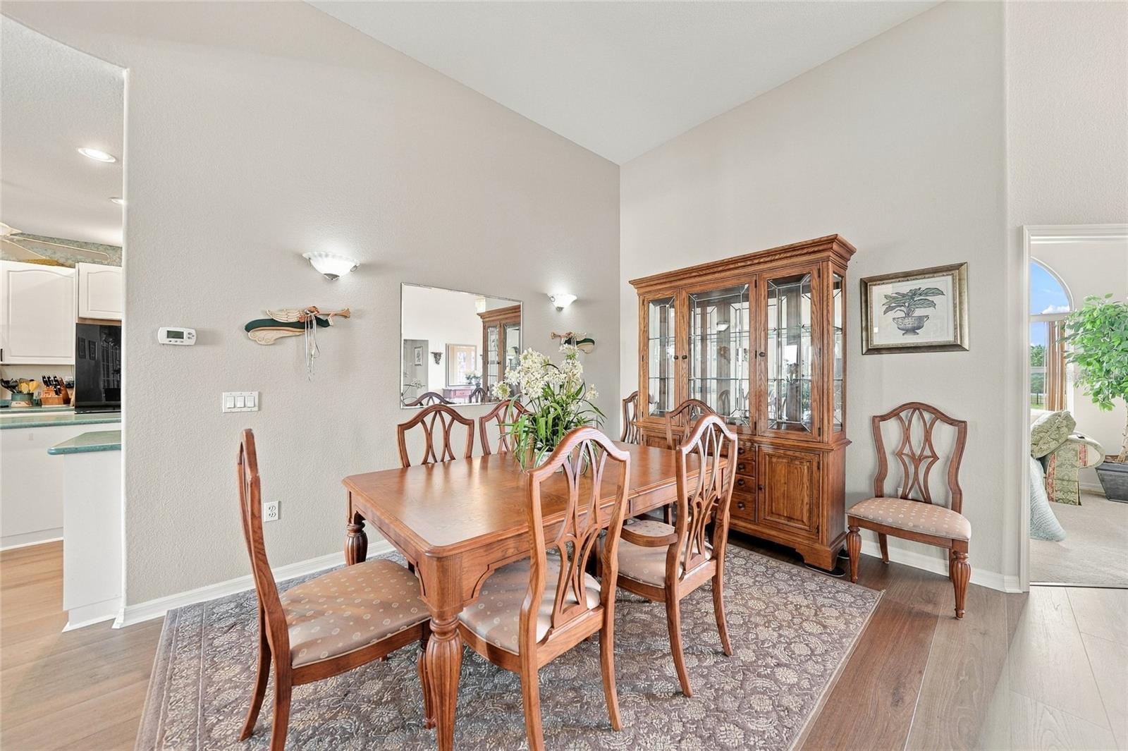 Formal Living and Dining Rooms, BRAND New Flooring, Custom Built Home, One Owner, 12 Ft Ceilings, Den Formal Living and Dining Rooms, BRAND New Flooring, Custom Built Home, One Owner, 12 Ft Ceilings, Den