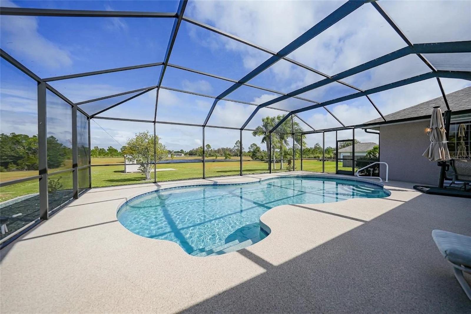 Virtual removal of pool cover