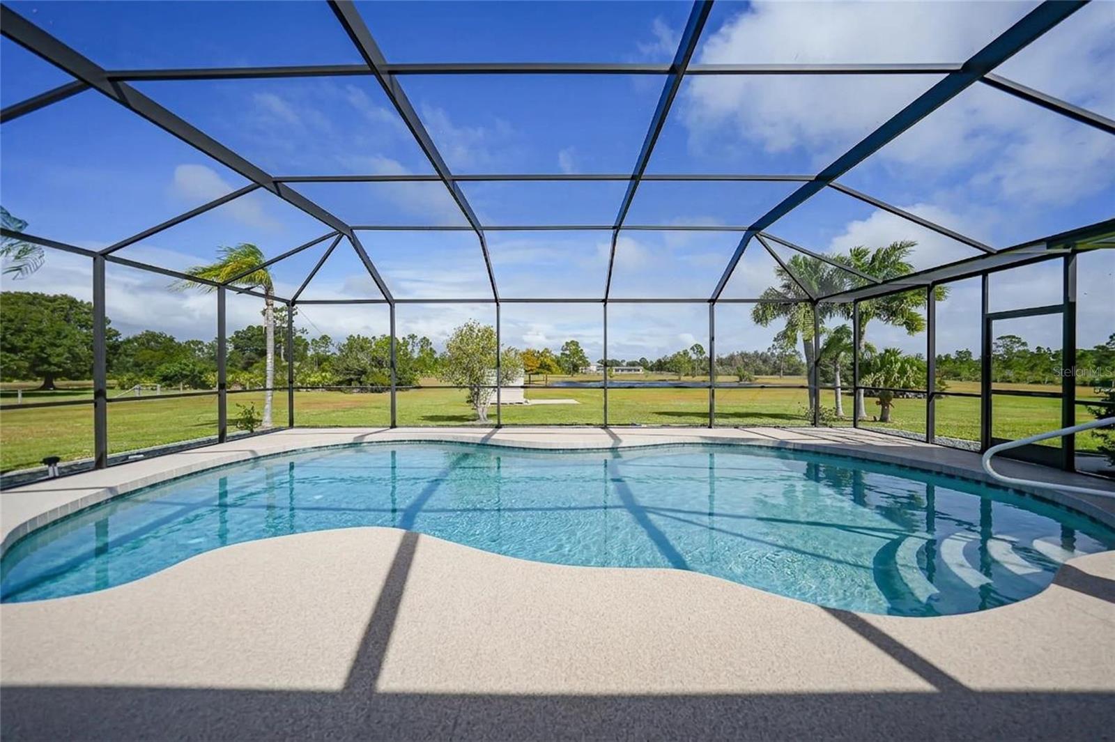 Virtual removal of pool cover