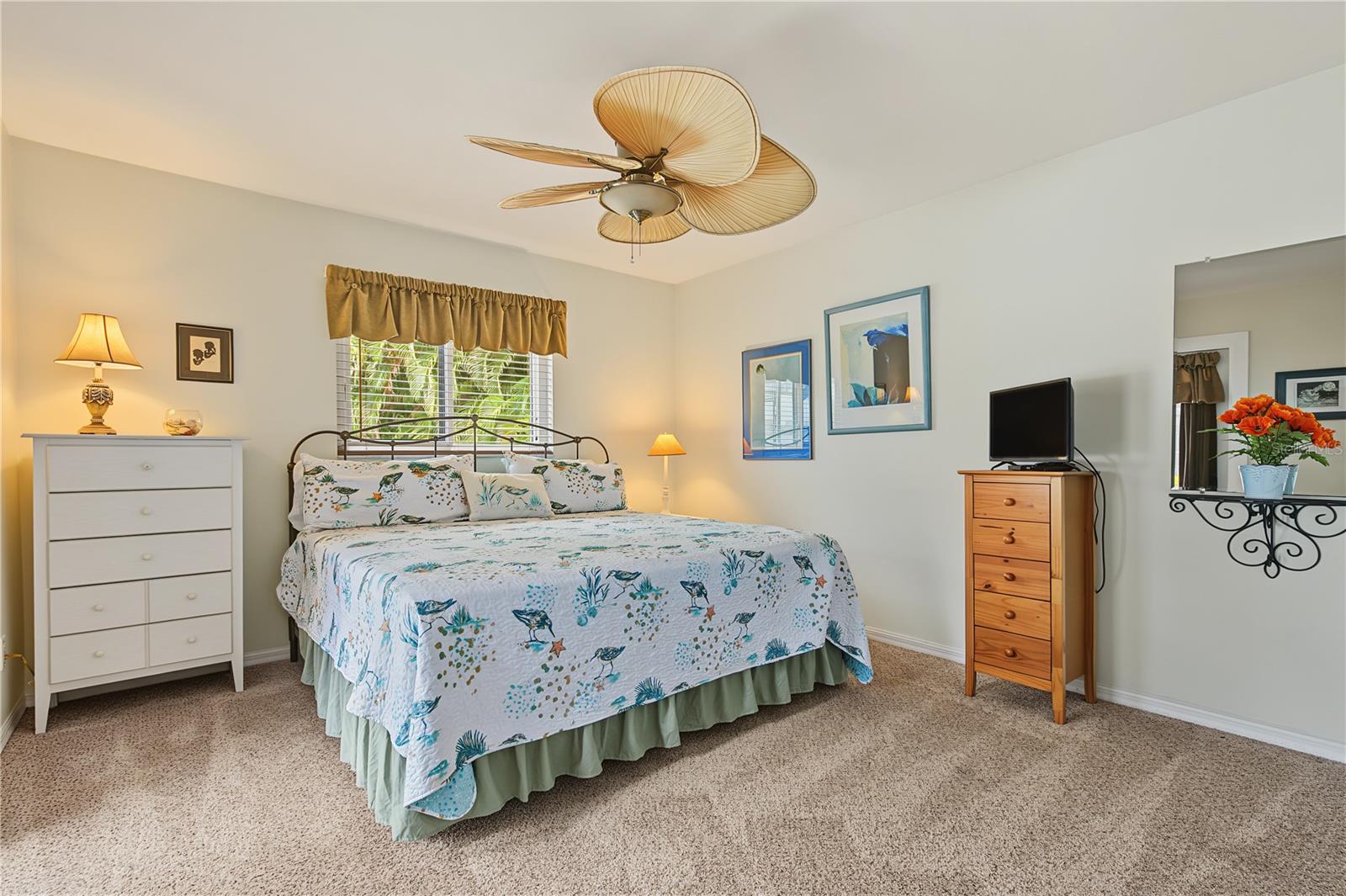 Second bedroom