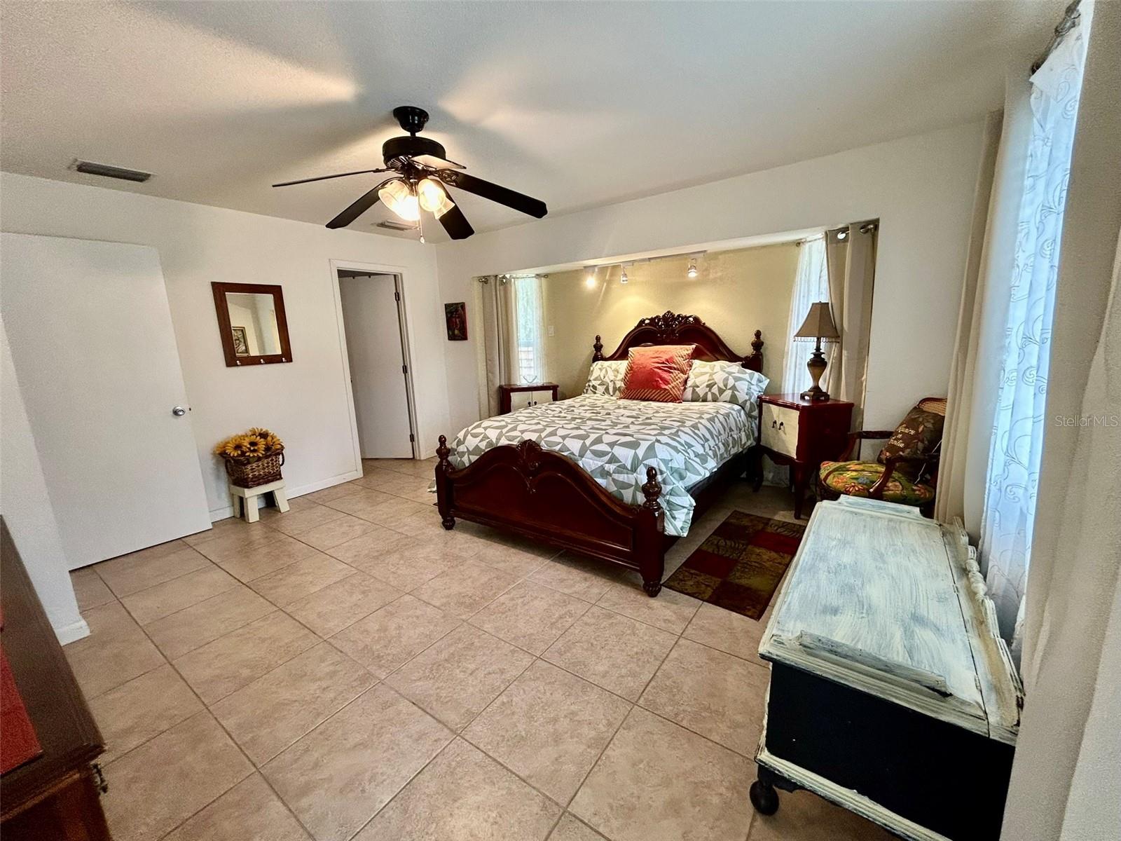 1801 BANANA STREET, Port Charlotte, FL 33980
