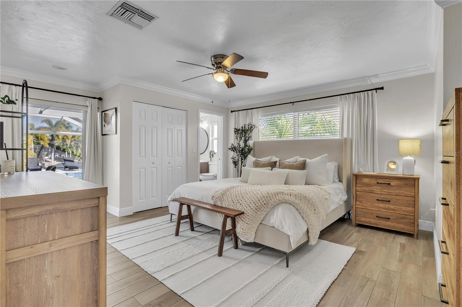 6723 AVENUE C, Sarasota, FL 34231 6723 AVENUE C, Sarasota, FL 34231