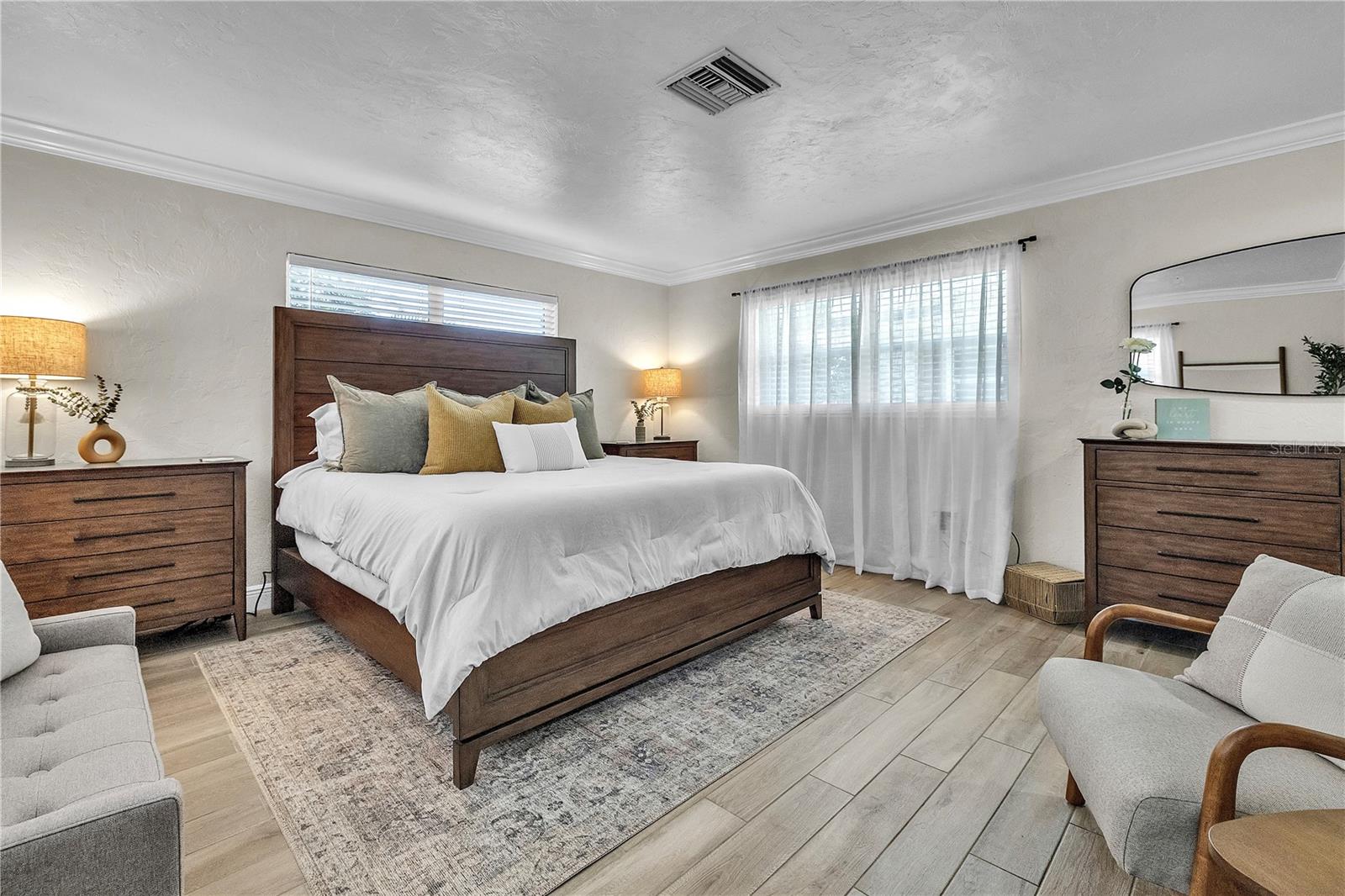 6723 AVENUE C, Sarasota, FL 34231 6723 AVENUE C, Sarasota, FL 34231